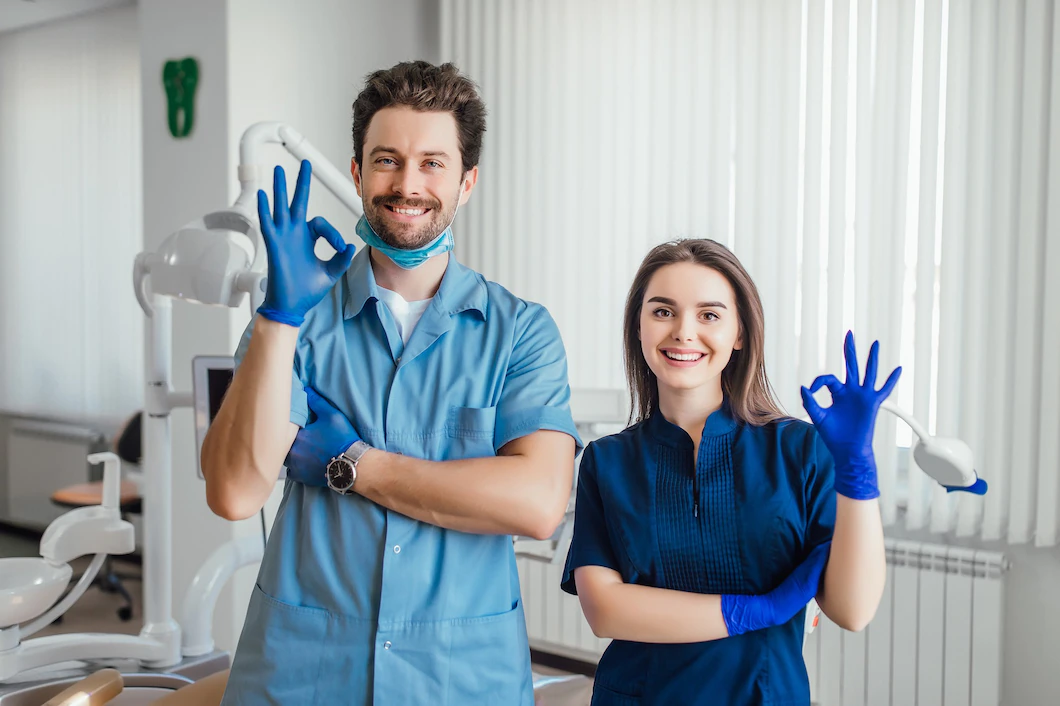 What should a dental assistant's resume look like?